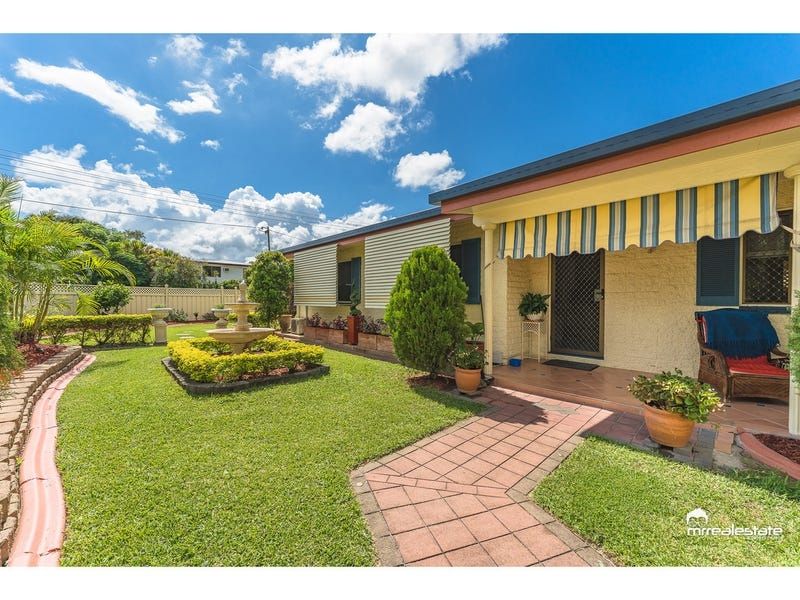 4 bedrooms House in 48 Gray Street PARK AVENUE QLD, 4701