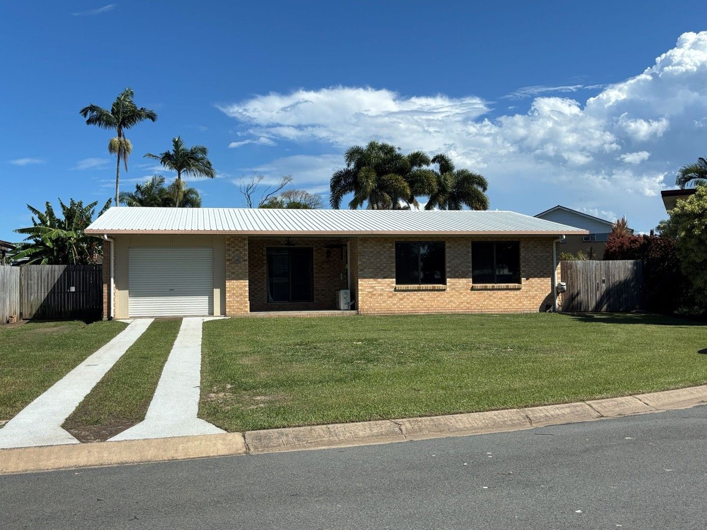 3 bedrooms House in 3 Dallas Court BEACONSFIELD QLD, 4740