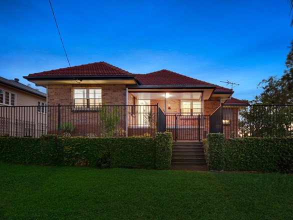 2 Dagmar Street, The Range QLD 4700