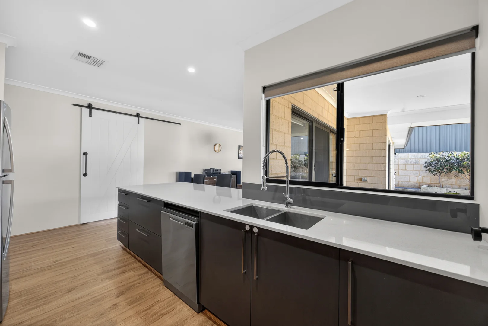 Additional image 10 of 30 Dragonfly Boulevard, Lakelands WA 6180