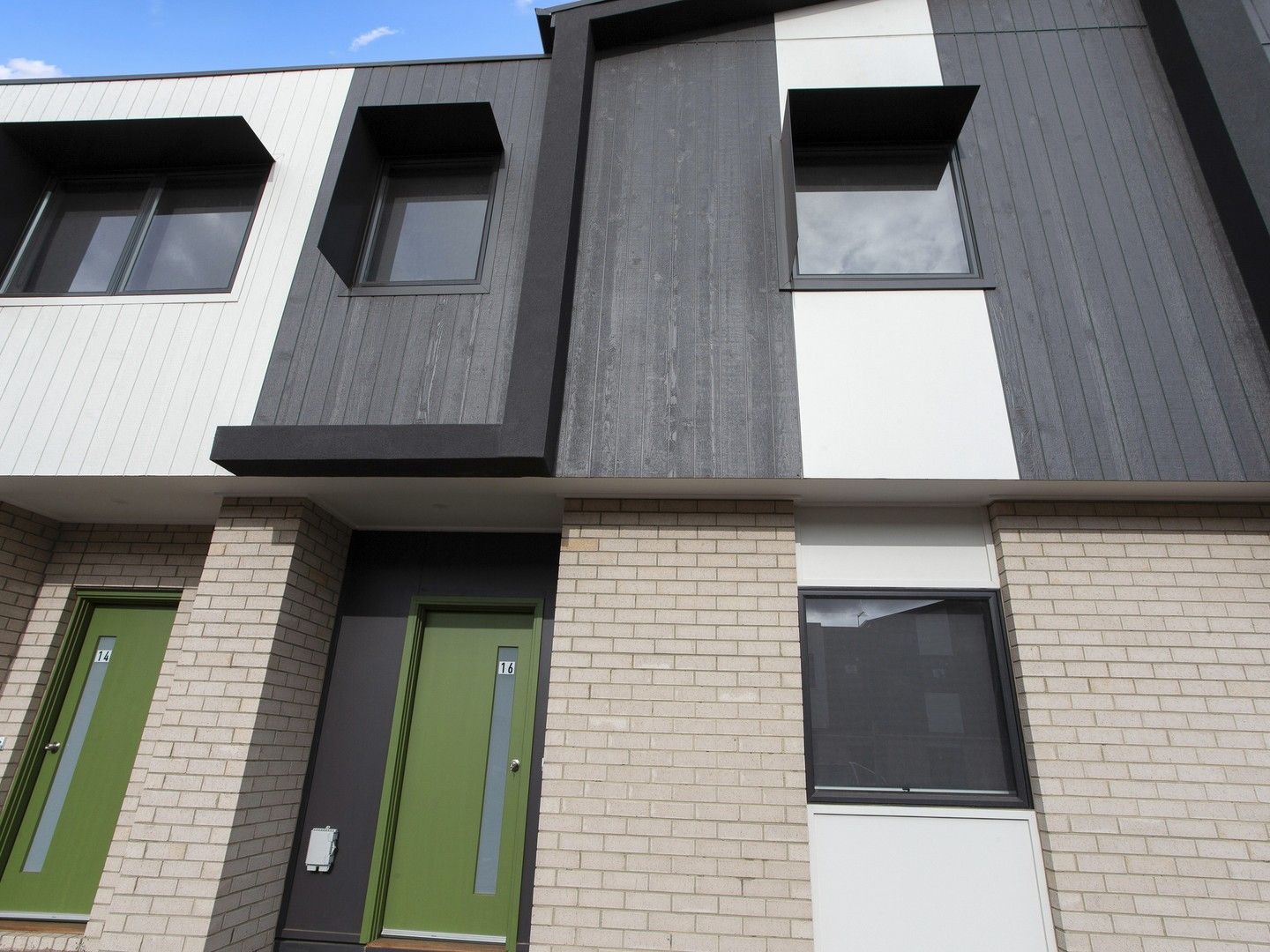 3 bedrooms House in 16 Gerlzonda Ave DEANSIDE VIC, 3336