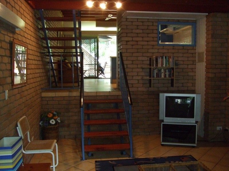 2 bedrooms Townhouse in Unit 5/1 Bottlebrush Ave NOOSA HEADS QLD, 4567