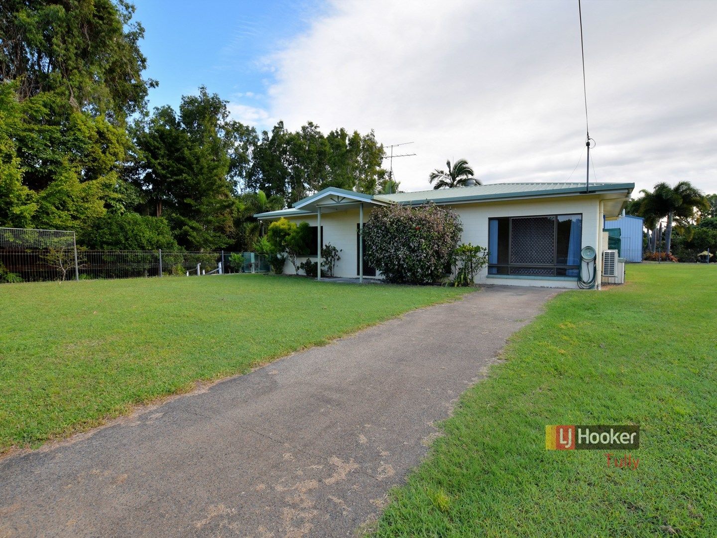 23 Casuarina Street, Tully Heads QLD 4854, Image 0