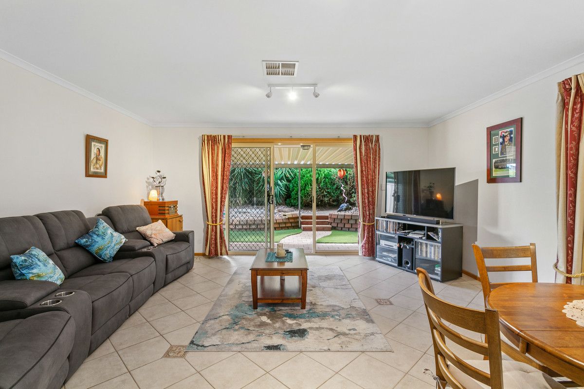 5 Berwick Rise, Hillbank SA 5112, Image 2