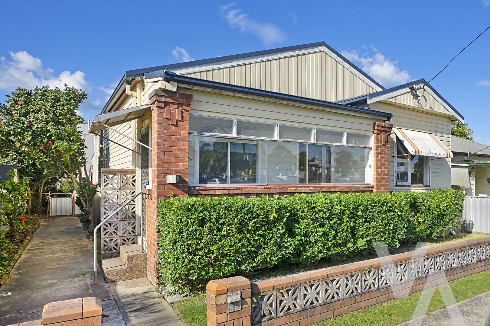 3 bedrooms House in 204 Turton Road WARATAH NSW, 2298