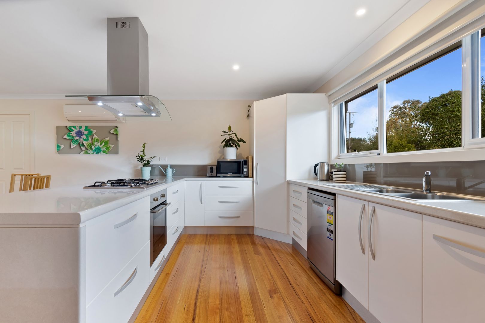 13 Crook Court, Ballan VIC 3342 House For Rent Domain