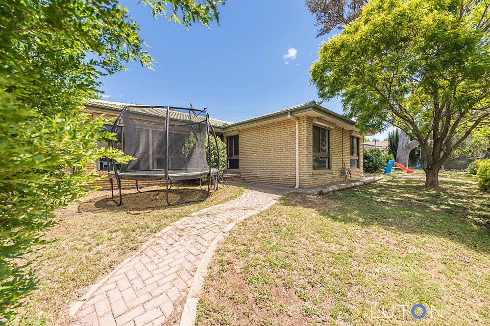 4 Inwood Place, Gowrie ACT 2904, Image 0