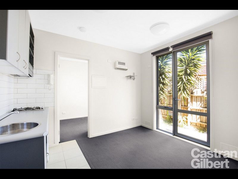 1 bedrooms Apartment / Unit / Flat in 2/17 Park Street HAWTHORN VIC, 3122
