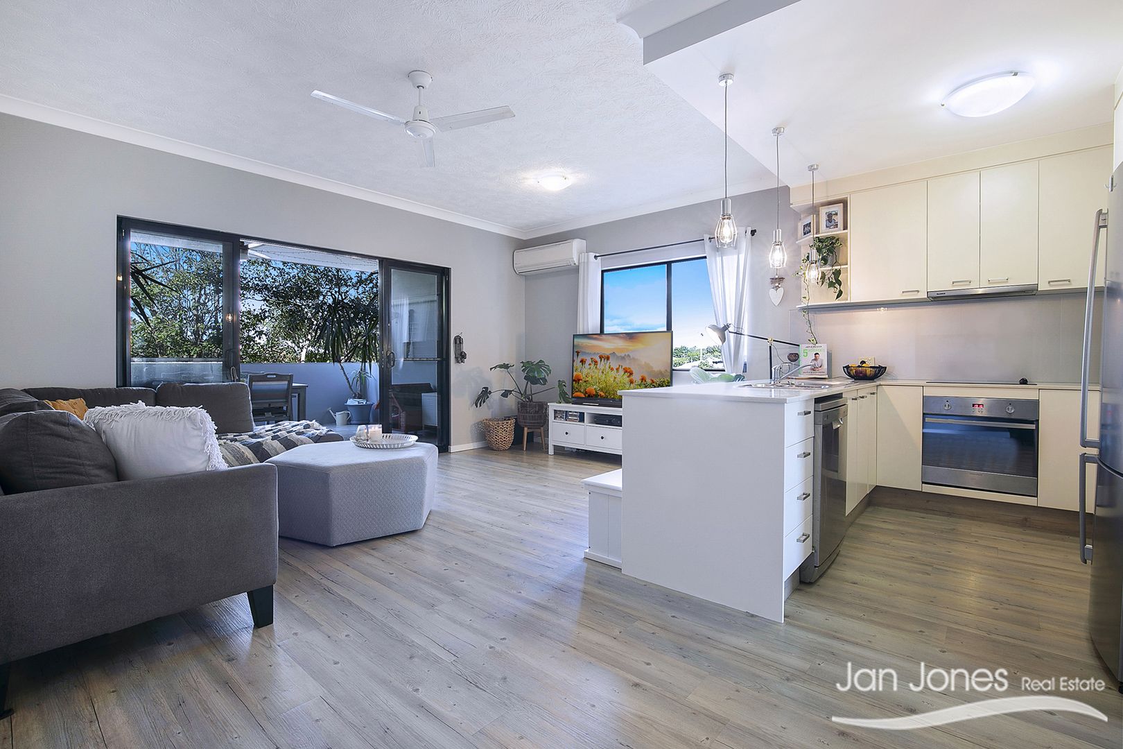 Unit 7/14 Yacht St, Clontarf QLD 4019, Image 2