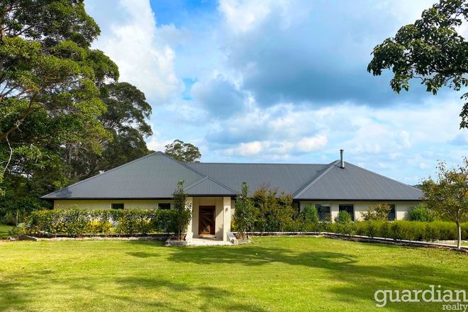 Picture of 5 Chilcott Road, BERRILEE NSW 2159