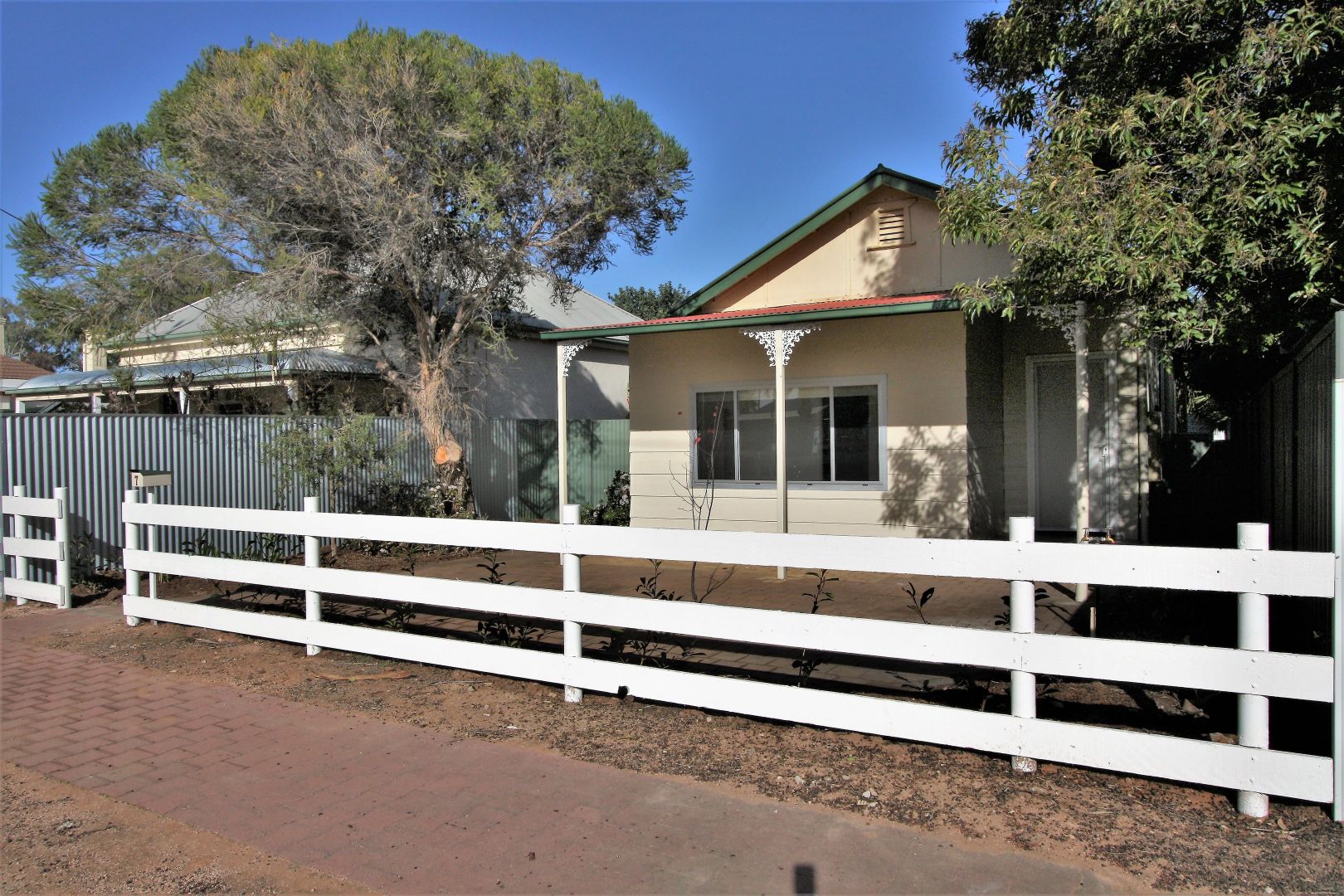 7 Tenth Street, Renmark SA 5341, Image 2