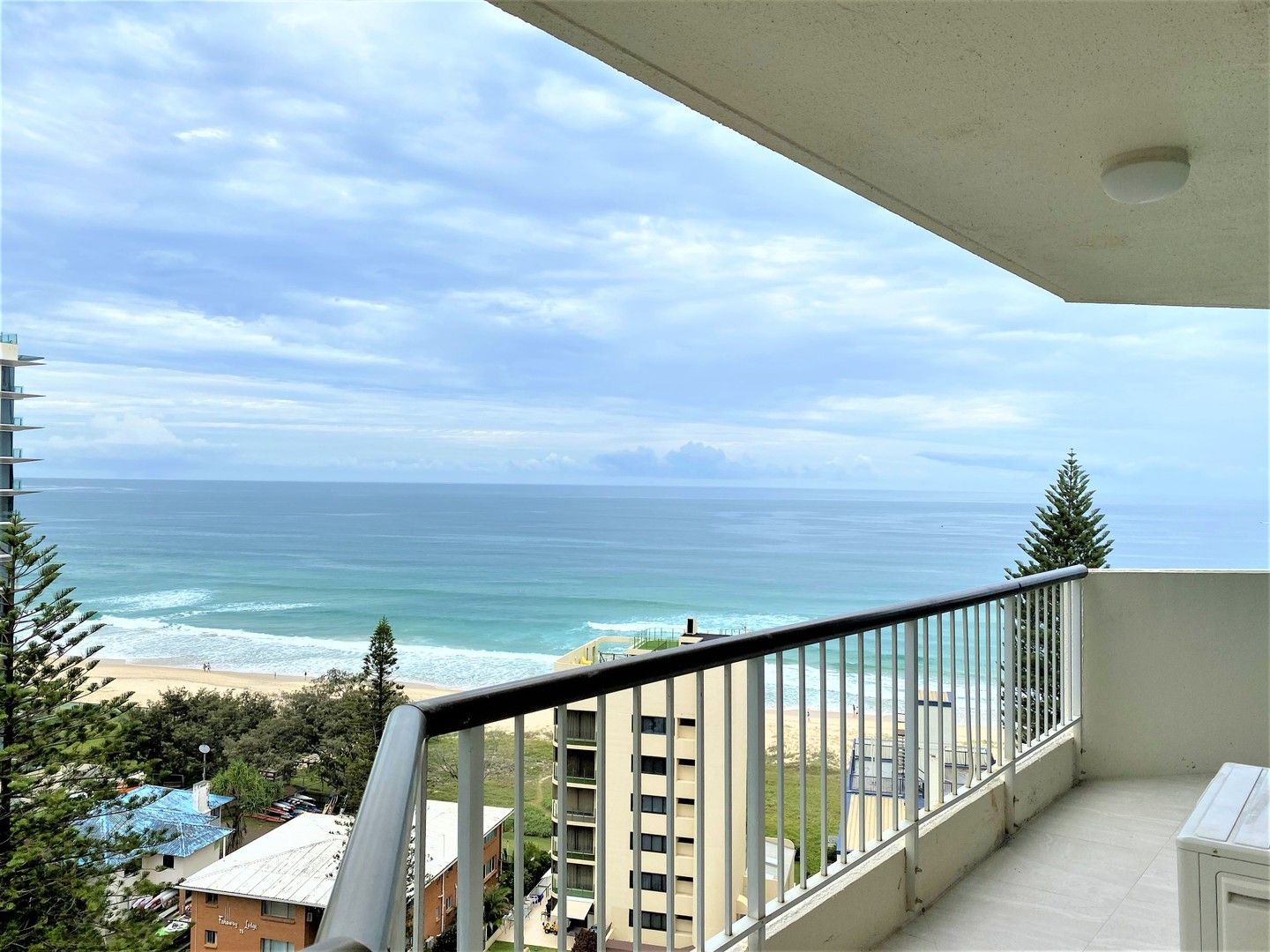 1 bedrooms Apartment / Unit / Flat in 10 Vista Street SURFERS PARADISE QLD, 4217