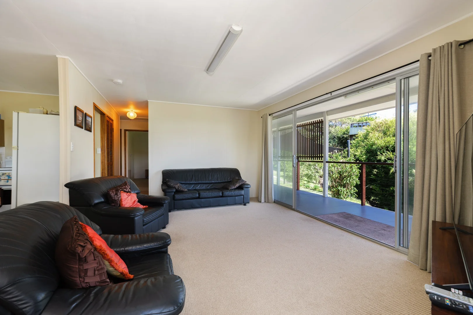 Additional image 9 of 15 Galeen Street, Point Lookout QLD 4183