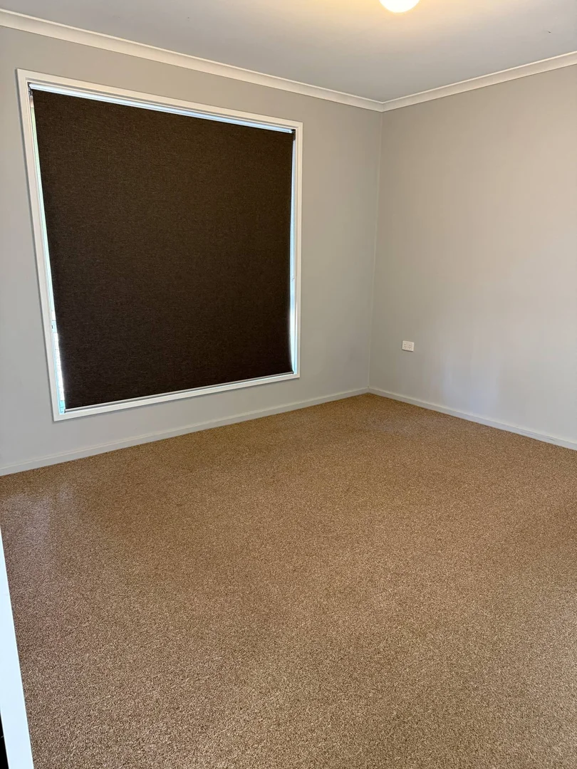 Additional image 4 of 33 Quandong St, Roxby Downs SA 5725