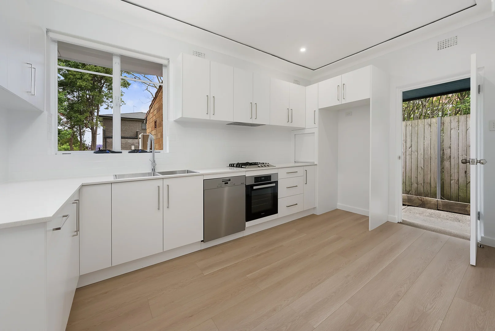 29 Woodlands Road, East Lindfield NSW 2070 - House For Rent | Domain