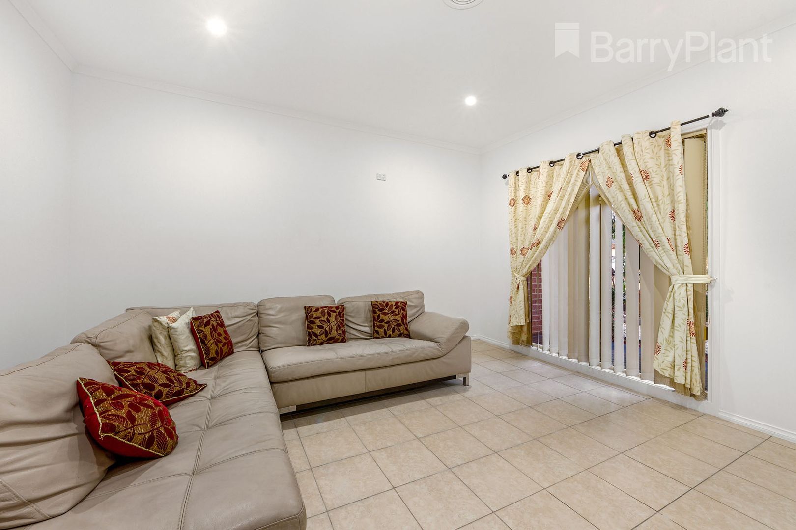 7 Marsh Mays Road, Cairnlea VIC 3023, Image 1