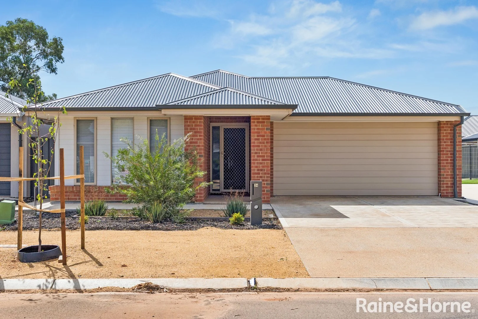 34 Hollow Drive, Andrews Farm SA 5114