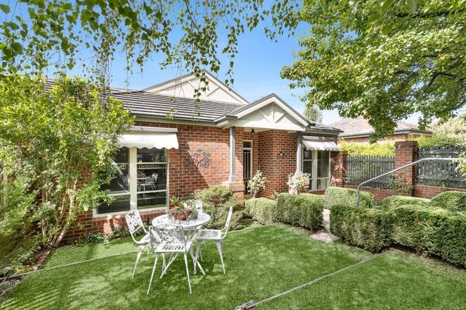 Picture of 1/75 Durham Road, SURREY HILLS VIC 3127