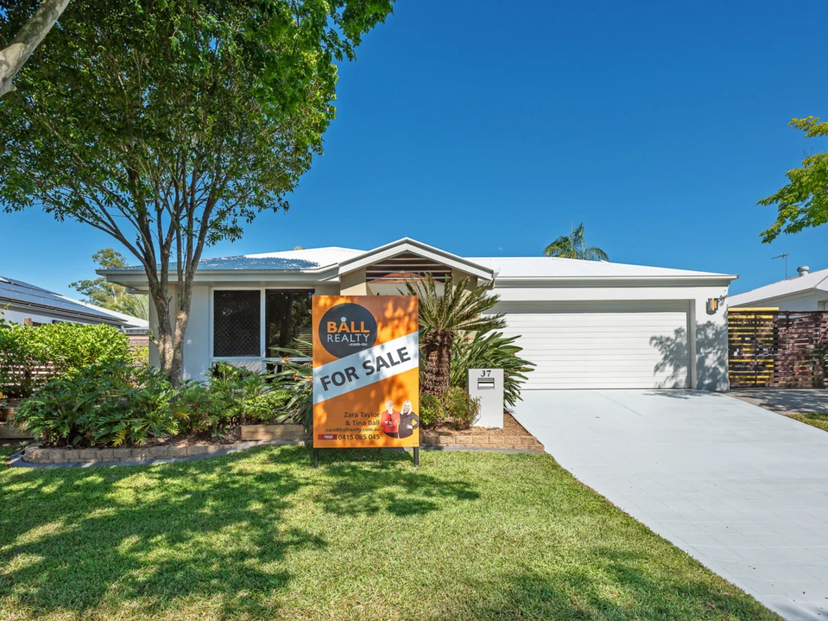 Primary image of 37 Cobb & Co Drive, Oxenford QLD 4210