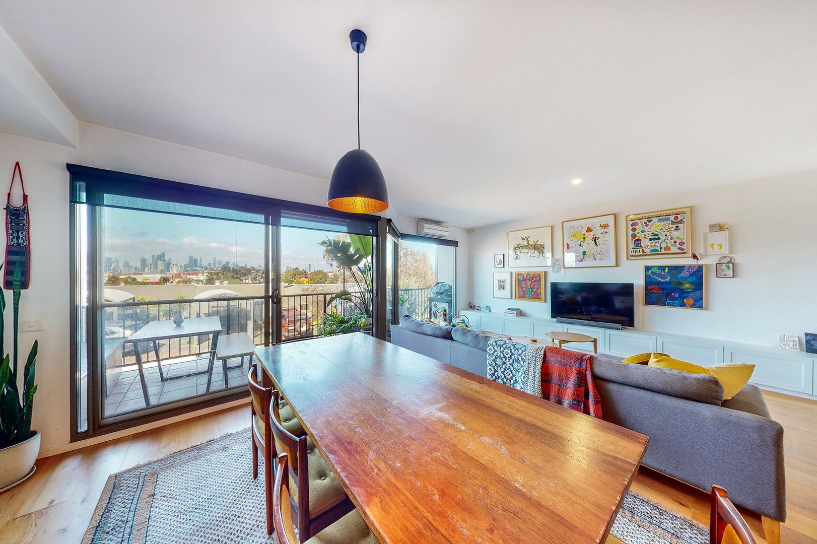 2 bedrooms Apartment / Unit / Flat in 13/55 Moreland Street FOOTSCRAY VIC, 3011