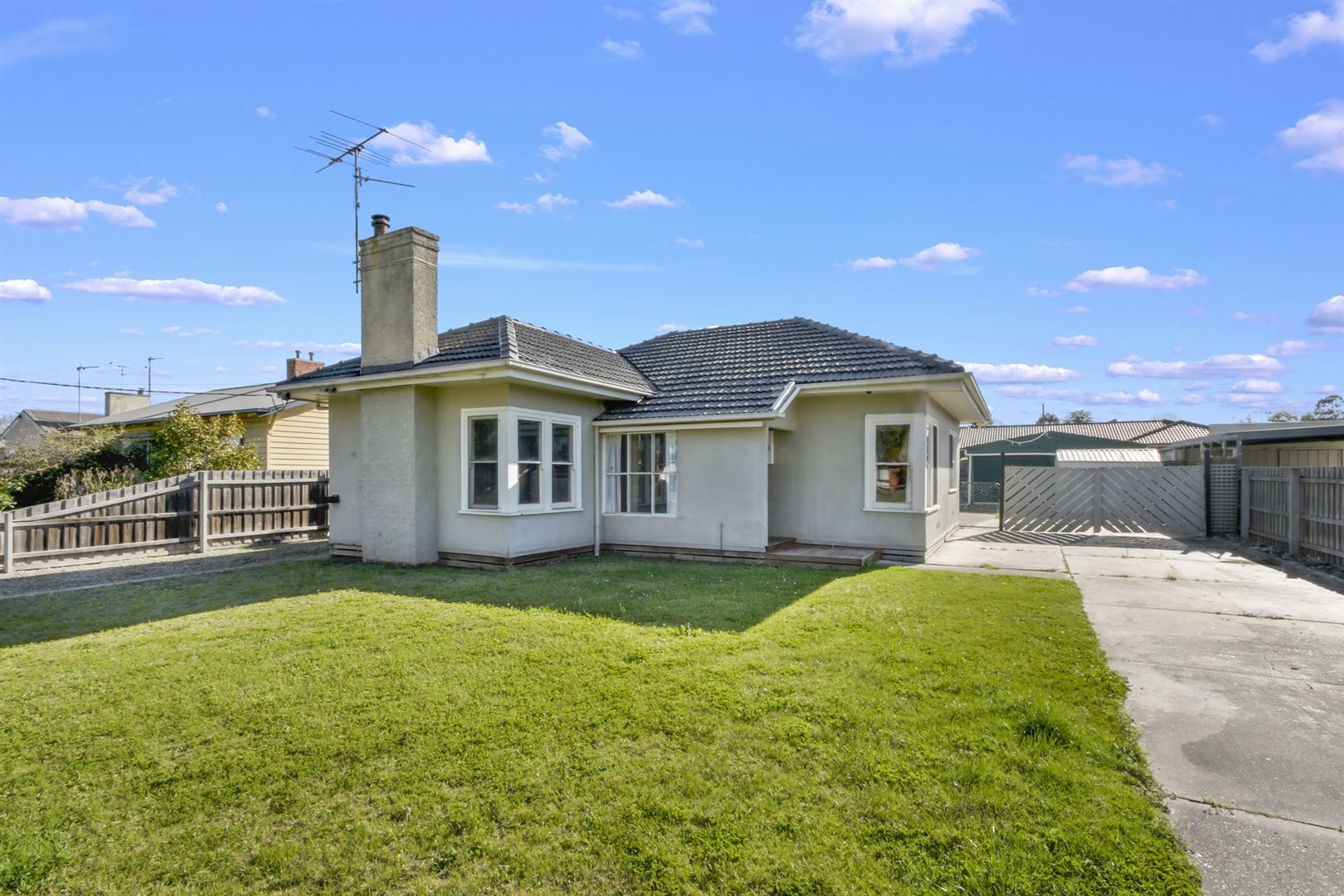 3 bedrooms House in 70 Goold Street BAIRNSDALE VIC, 3875