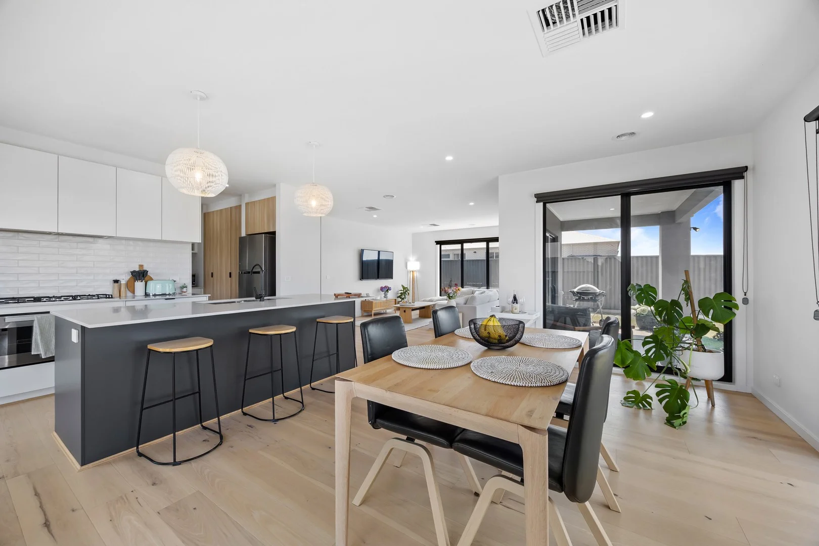 25 Fawcett Road, Lucas VIC 3350