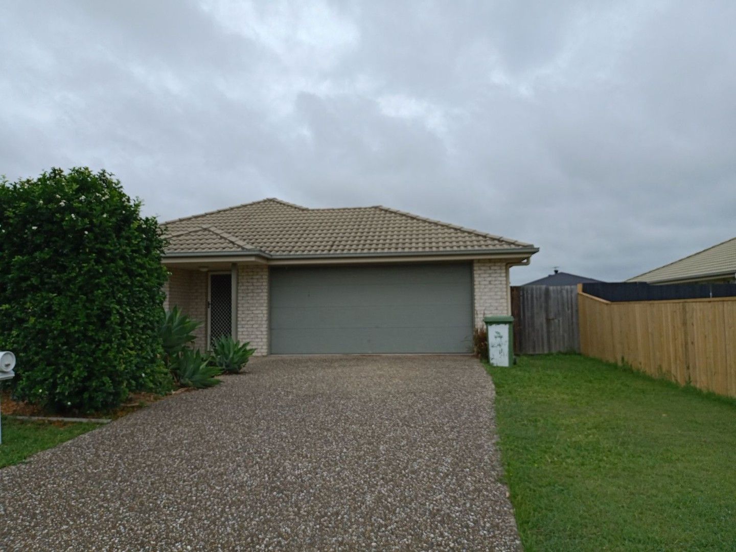 4 bedrooms House in 18 McInnes St LOWOOD QLD, 4311