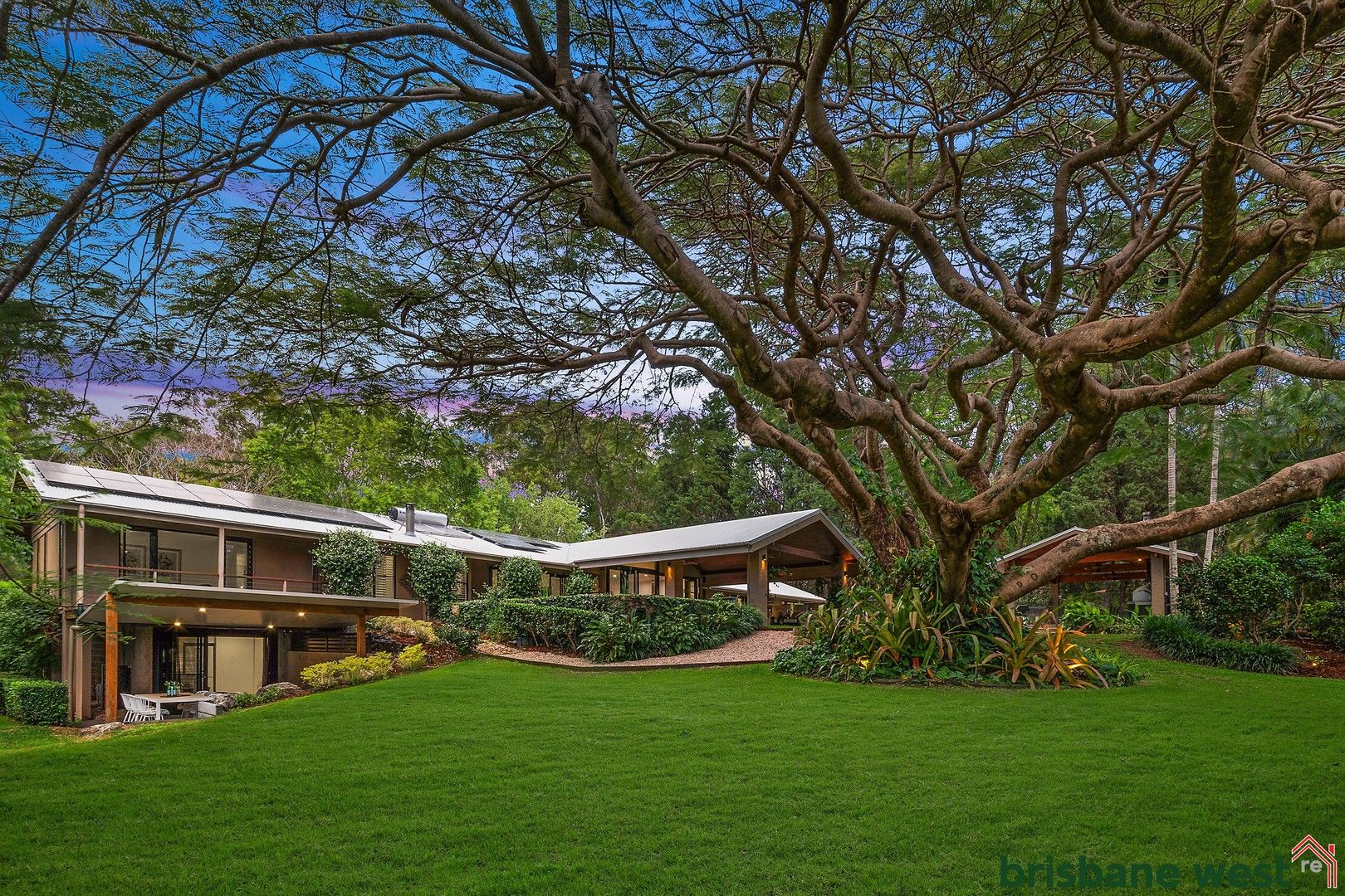 6 bedrooms House in 75 Herron Road PULLENVALE QLD, 4069