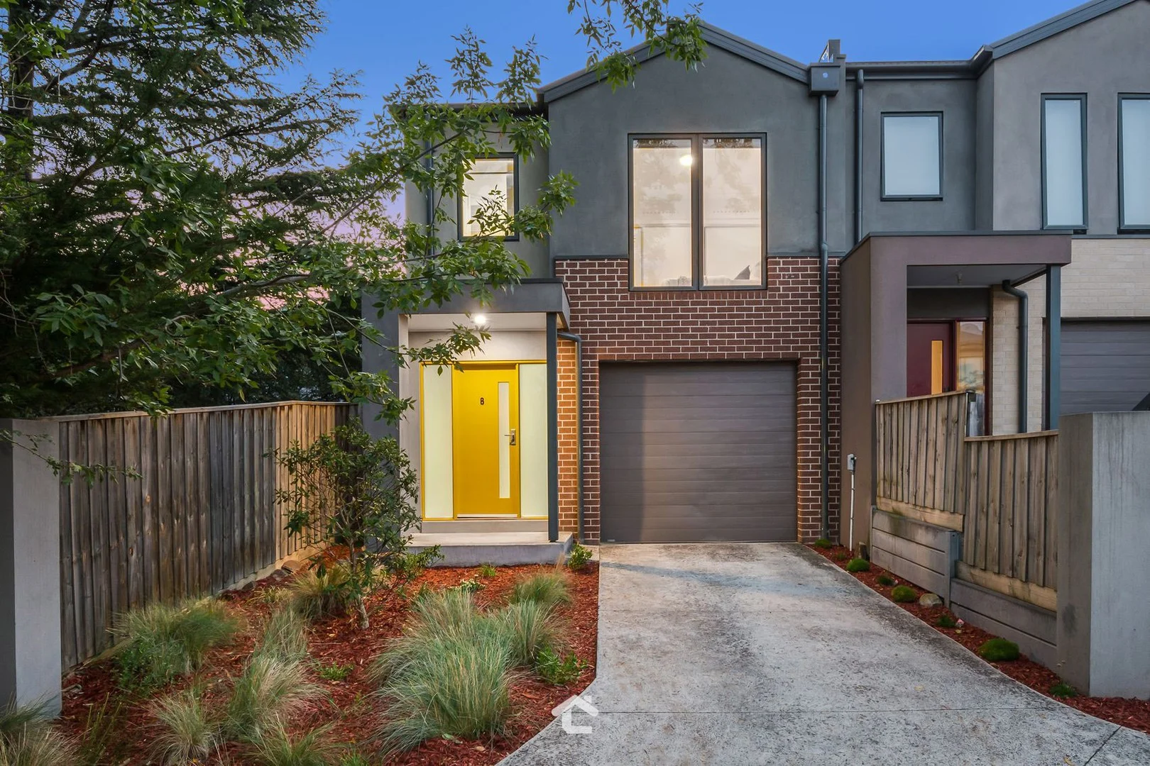 Primary image of 8 Toby Place, Mooroolbark VIC 3138