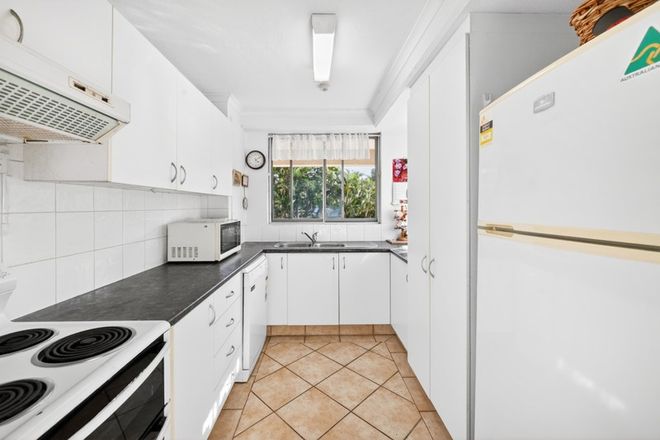 105/10 Vista Street, SURFERS PARADISE QLD 4217 - Image 4