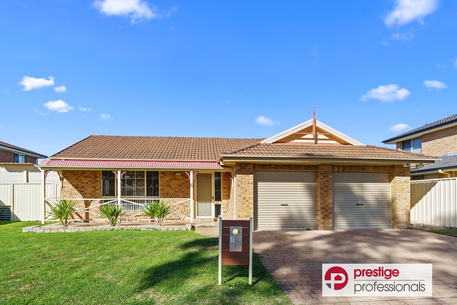 6 Wattle Grove Drive, Wattle Grove NSW 2173, Image 0