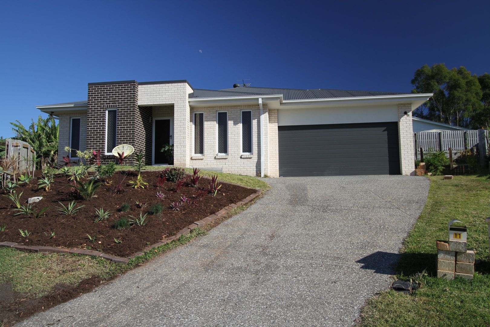 11 Hernandia Place, Mackenzie QLD 4156