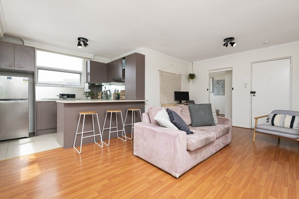 1 bedrooms Apartment / Unit / Flat in 14/160 Napier Street ESSENDON VIC, 3040
