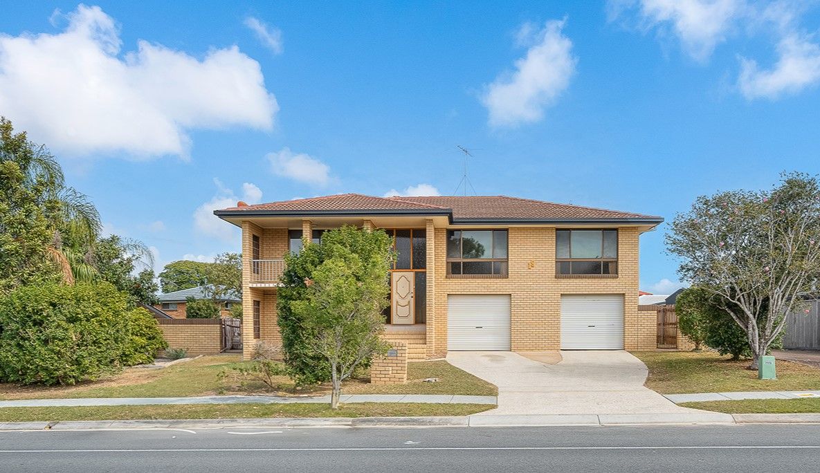 4 bedrooms House in 19 Donnington Street CARINDALE QLD, 4152