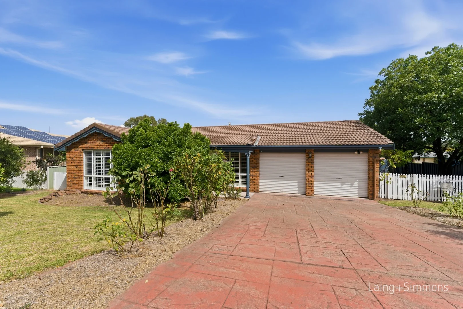 2 Williams Place, Armidale NSW 2350