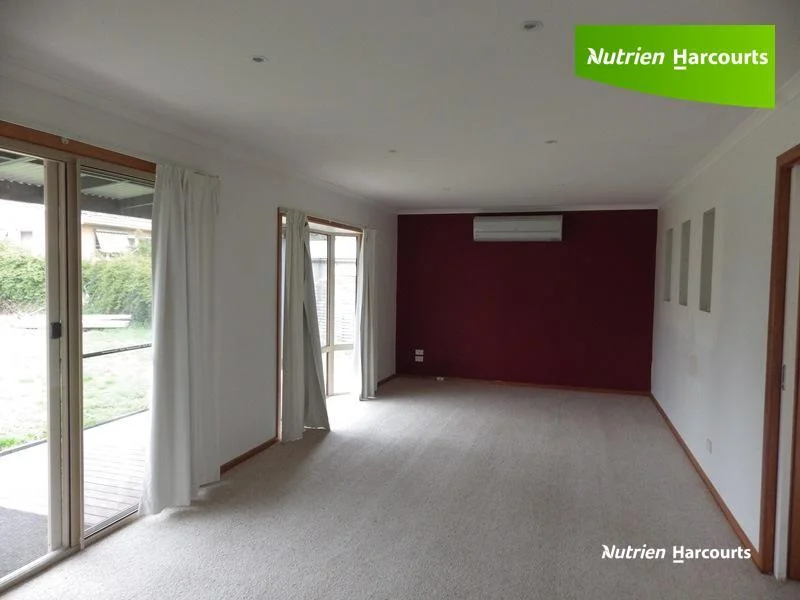 67 A Churchill Avenue, Ararat VIC 3377