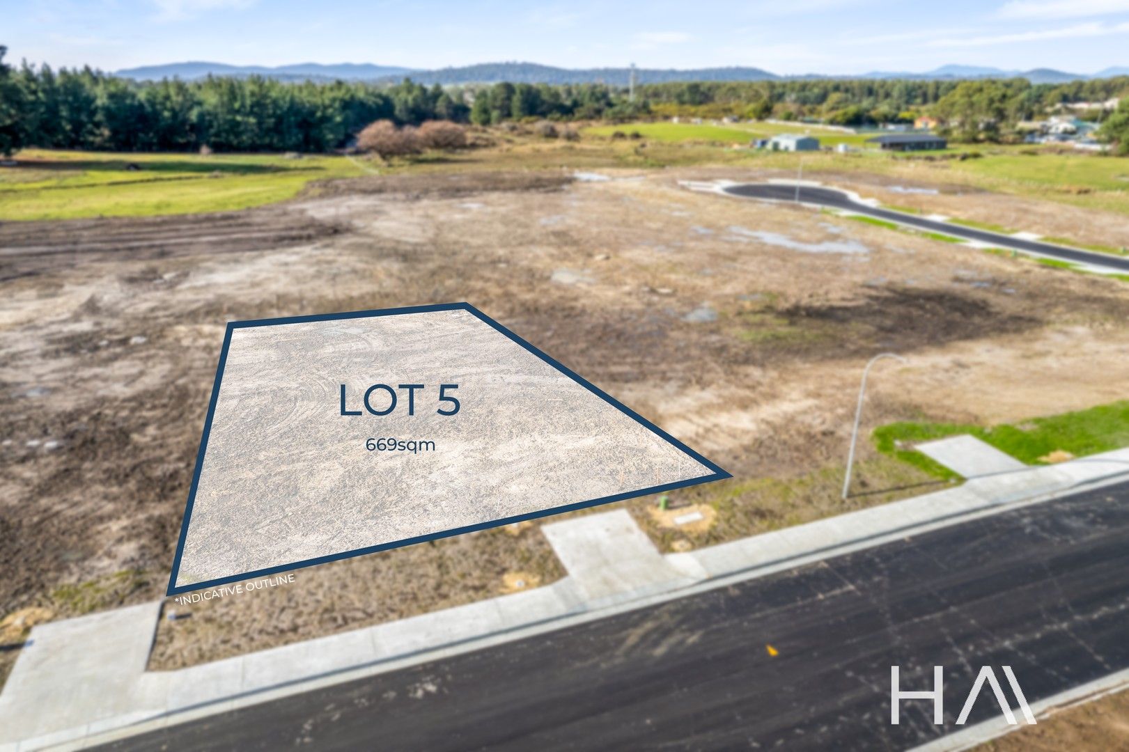 Vacant land in 5 Elaine Street, BEACONSFIELD TAS, 7270