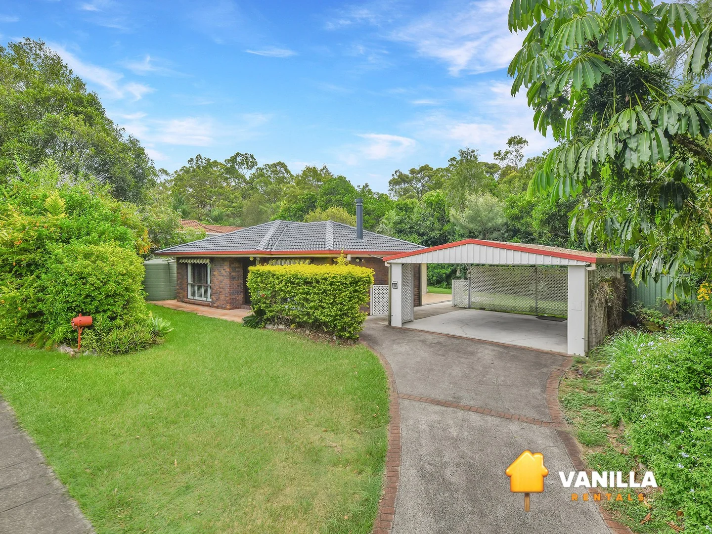35 McPherson Road, Sinnamon Park QLD 4073