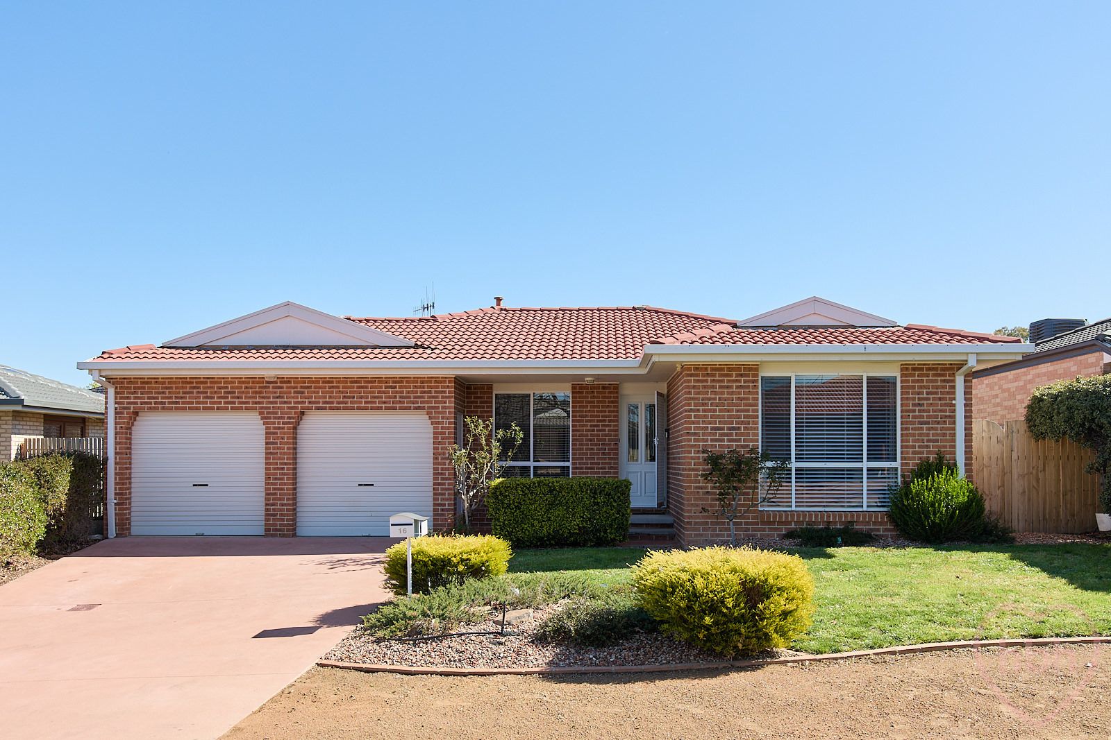 16 Clarendon Street, Amaroo ACT 2914, Image 0