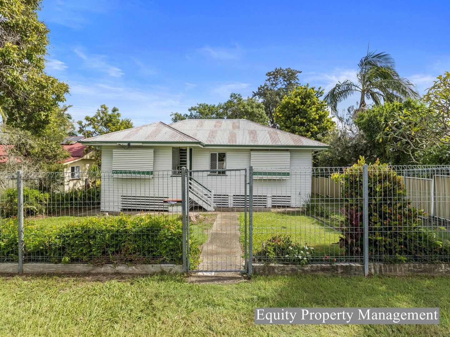 4 bedrooms House in 39 Killarney Avenue MANLY WEST QLD, 4179