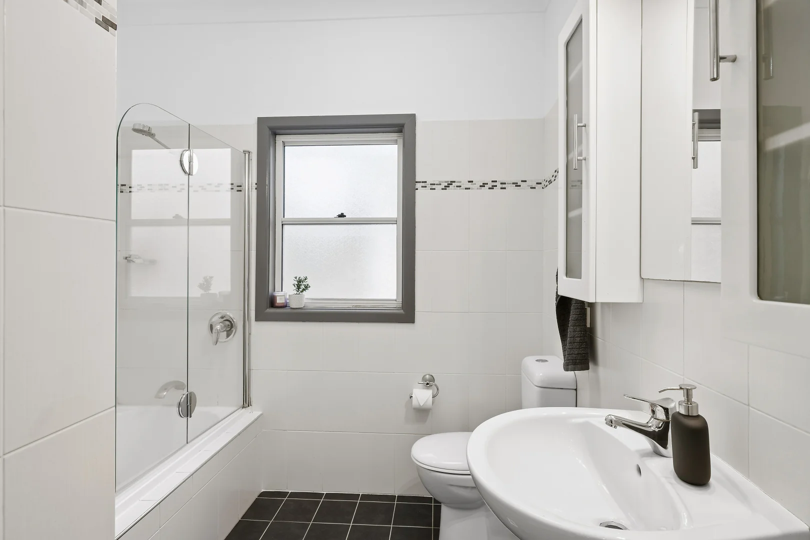 Additional image 9 of 7 Hawkesbury Road, Springwood NSW 2777