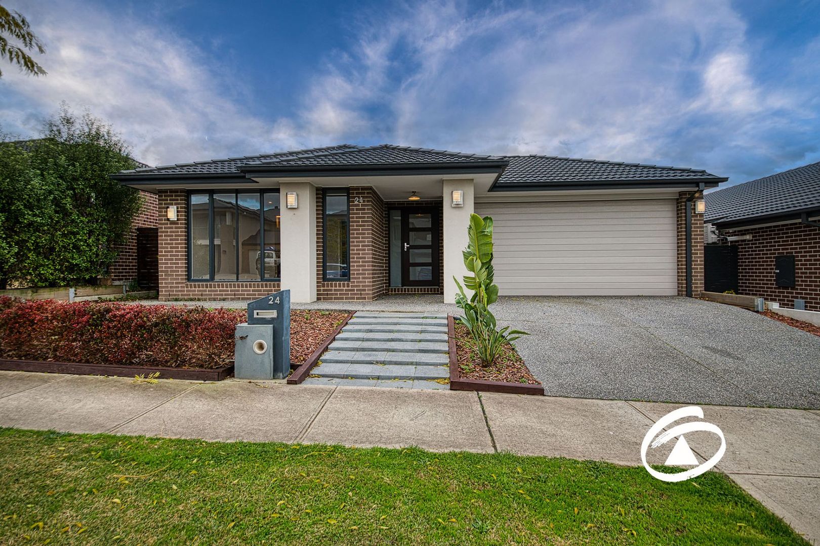 24 Burgess Avenue, Officer VIC 3809