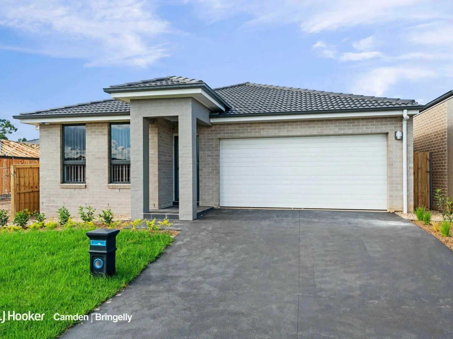 16 Booth Street, Gregory Hills NSW 2557