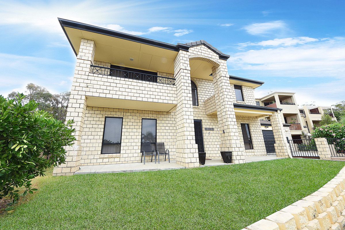 13 Winton Terrace, Varsity Lakes QLD 4227 Domain