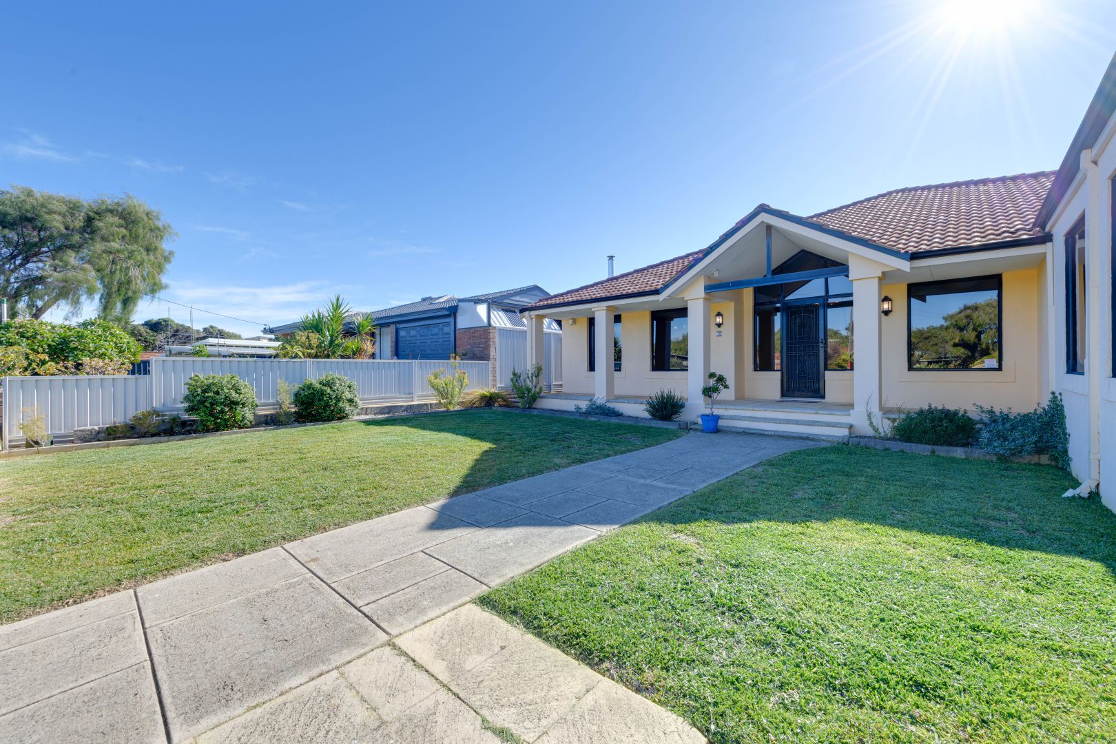 16 Martell Street, Warnbro WA 6169, Image 2