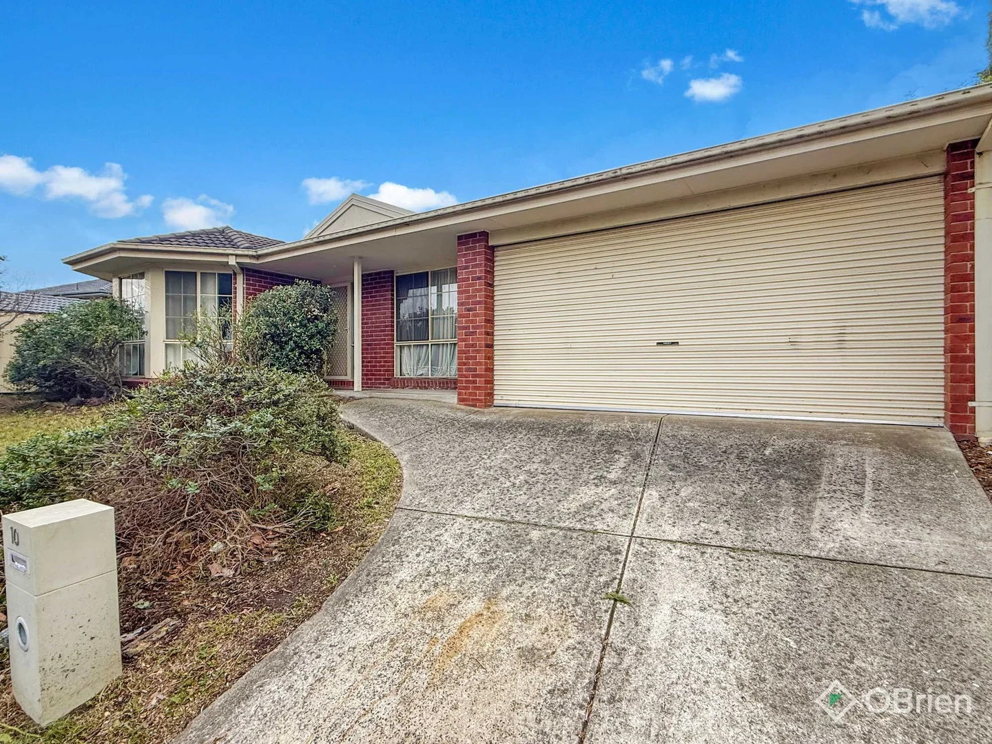 10 Sanctuary Rise, Narre Warren VIC 3805