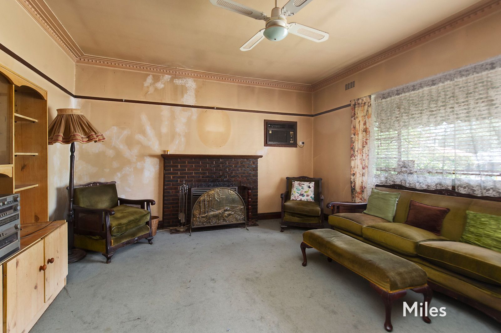 17 Abercorn Avenue, Ivanhoe VIC 3079, Image 2