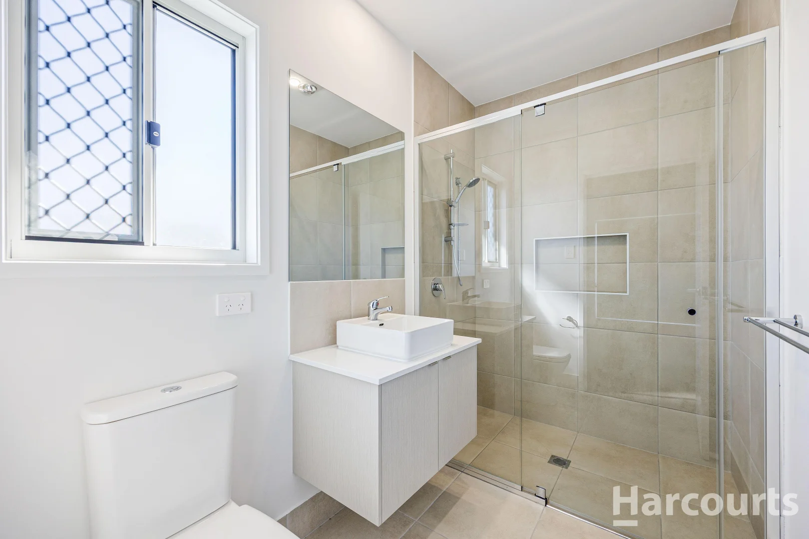 Additional image 7 of 2/31 North Lakes Circuit, Burrum Heads QLD 4659