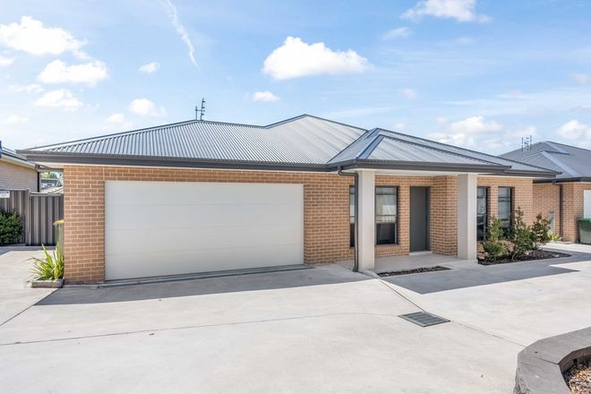 Picture of 5/267 Denton Park Drive, ABERGLASSLYN NSW 2320