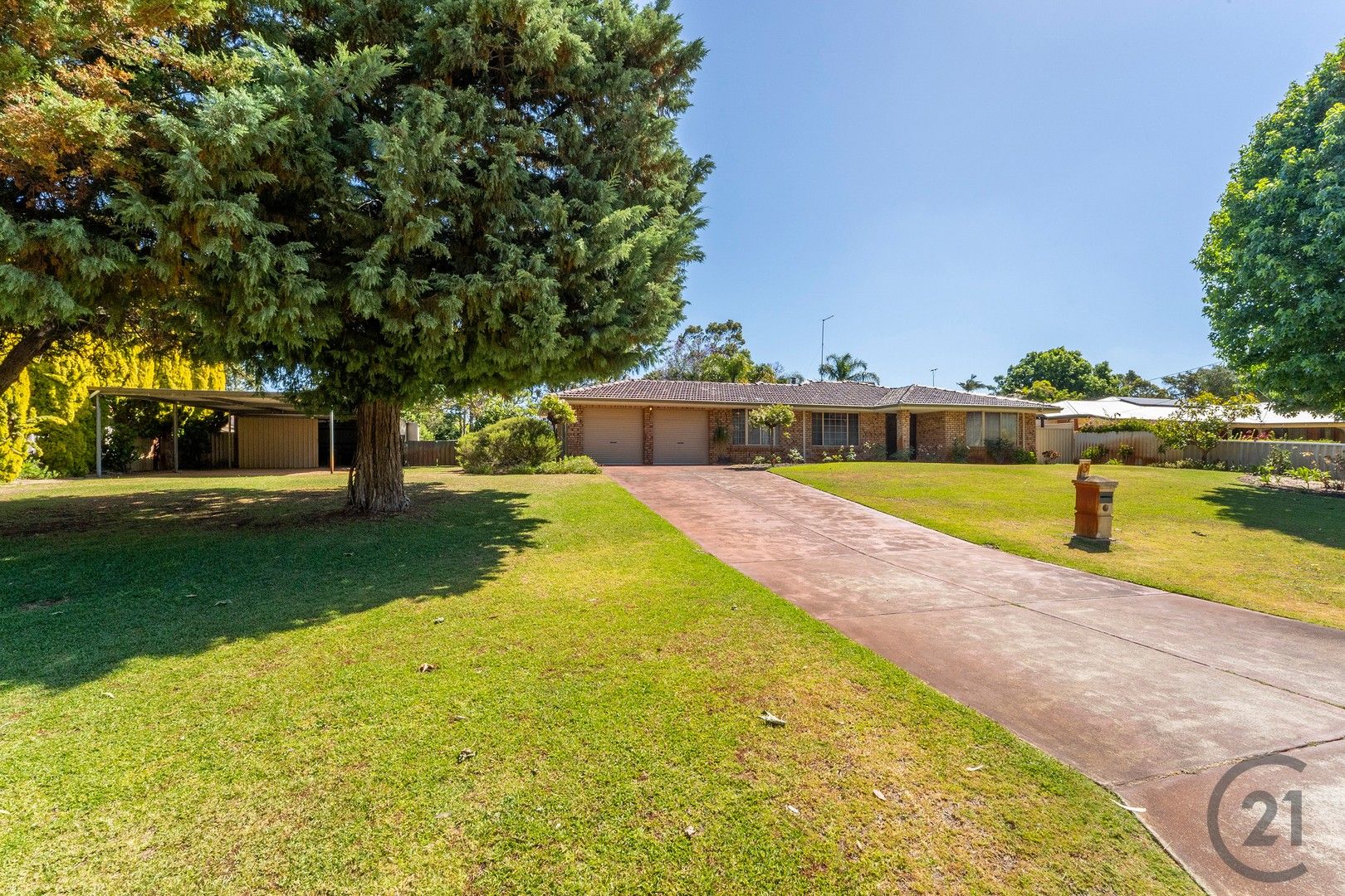 4 bedrooms House in 13 Bulara Road GREENFIELDS WA, 6210
